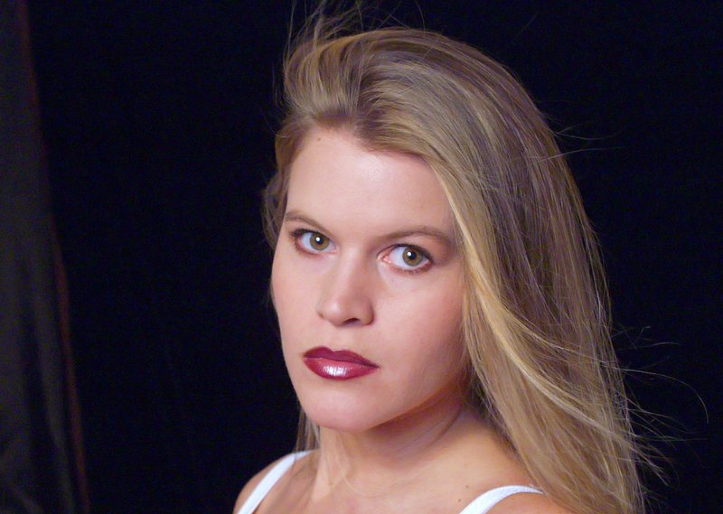 Елизавета, 21